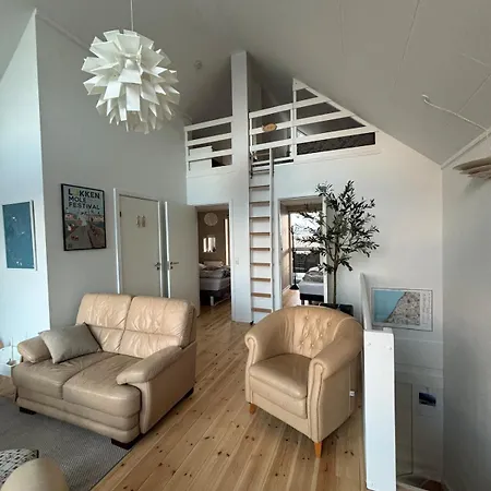 Strandhuset Holiday home *