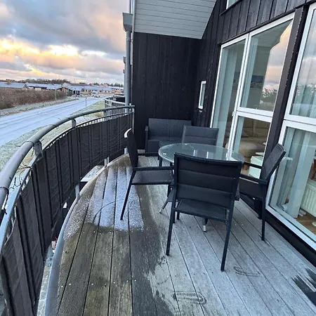Strandhuset * Lokken