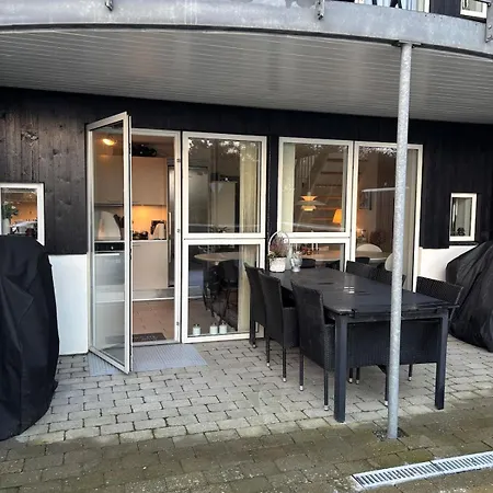 Strandhuset * Lokken